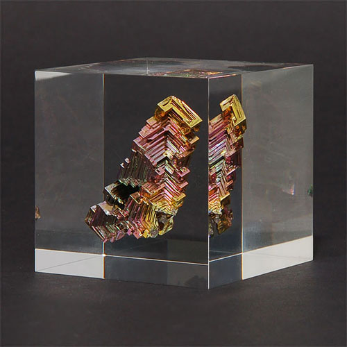 bismuth-crystal-cube.jpg
