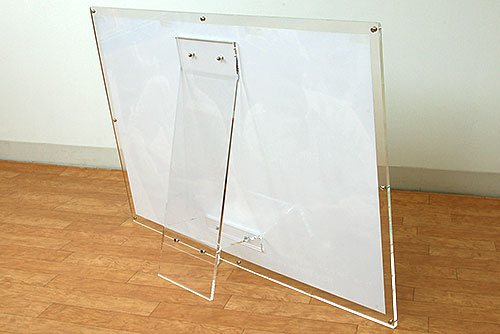 posterframe-stand500-1.jpg